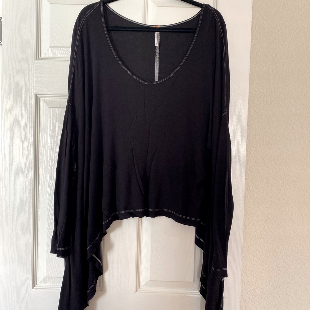 Free people fun flowy knit top